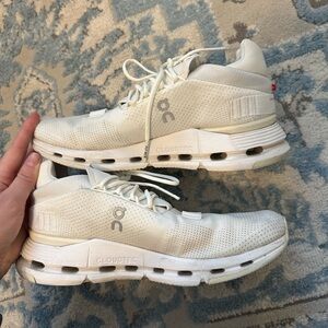 On Cloud Women’s Cloudnova Shoe 8.5